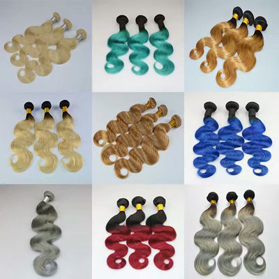 Op maat gemaakte bulk krullend menselijk haar Ombre Extensions Bundels met sluiting